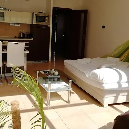 Apartment Duo *
