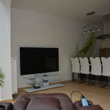 Apartment Duo *